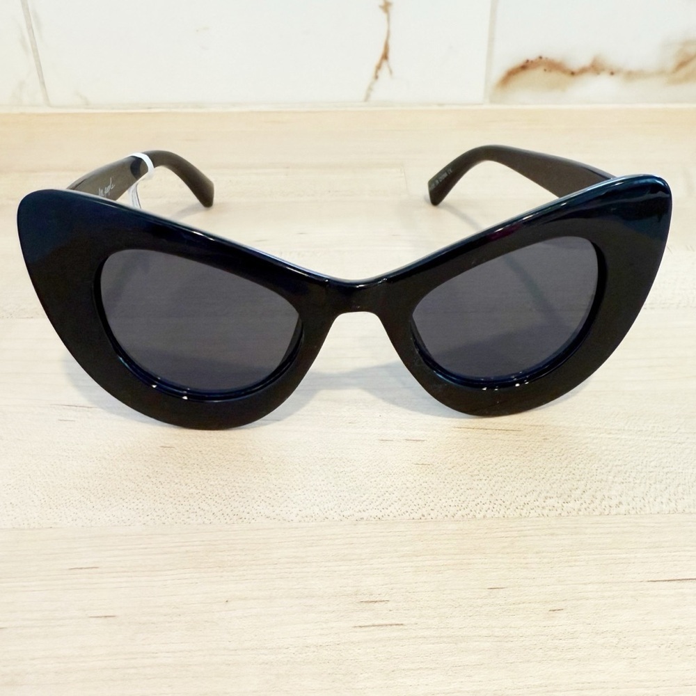 FREE PEOPLE Black Rounded Cat Eye Sunglasses NEW - Picture 6 of 6